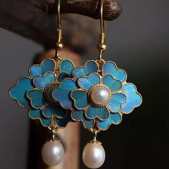 Cercei Vintage Floare albastră cu perle