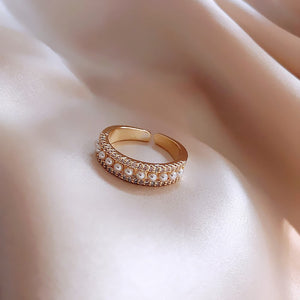 Inel de lux din aur și perle