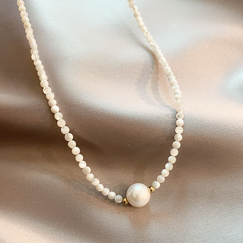Colier de perle elegant